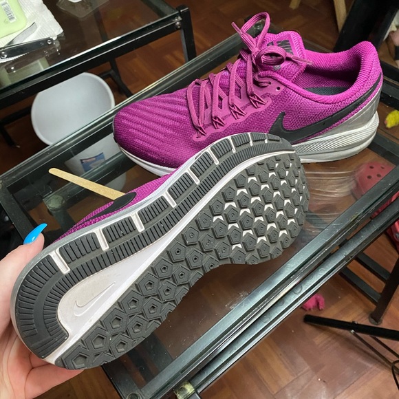 Nike running shoes - Picture 4 of 4